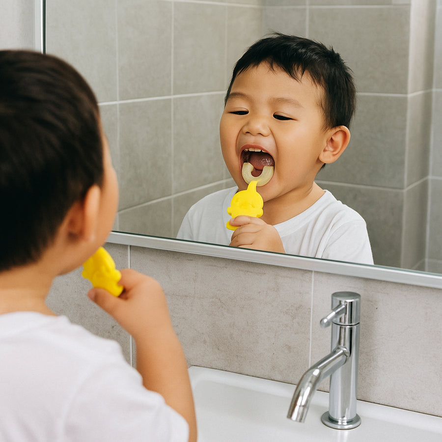 Cute Cartoon Duck U-shape Baby Toothbrush (1 Pc Mix Color)